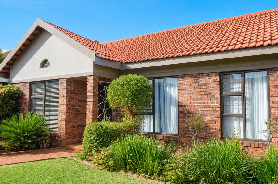 2 Bedroom Property for Sale in Flamwood North West